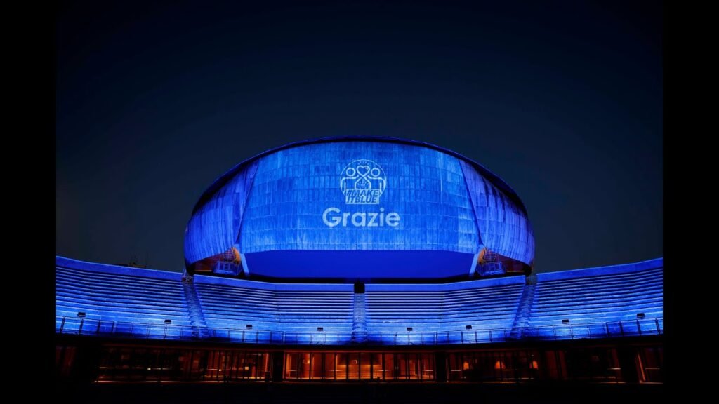 auditorium parco della musica illuminato di notte