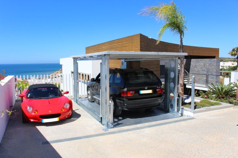 auto eleganti in un parcheggio lussuoso