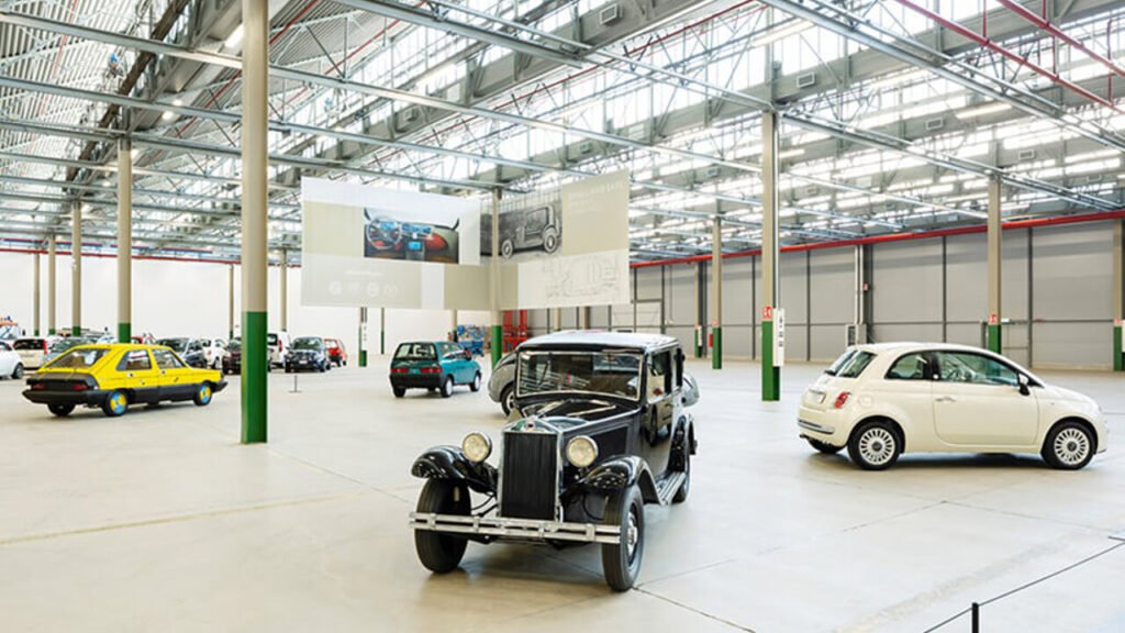 Che servizi offre M J Motor’s S.r.l. per i veicoli in vendita