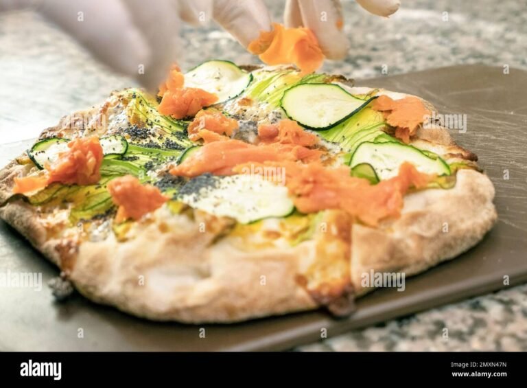 deliziosa pizza gourmet su tavolo elegante