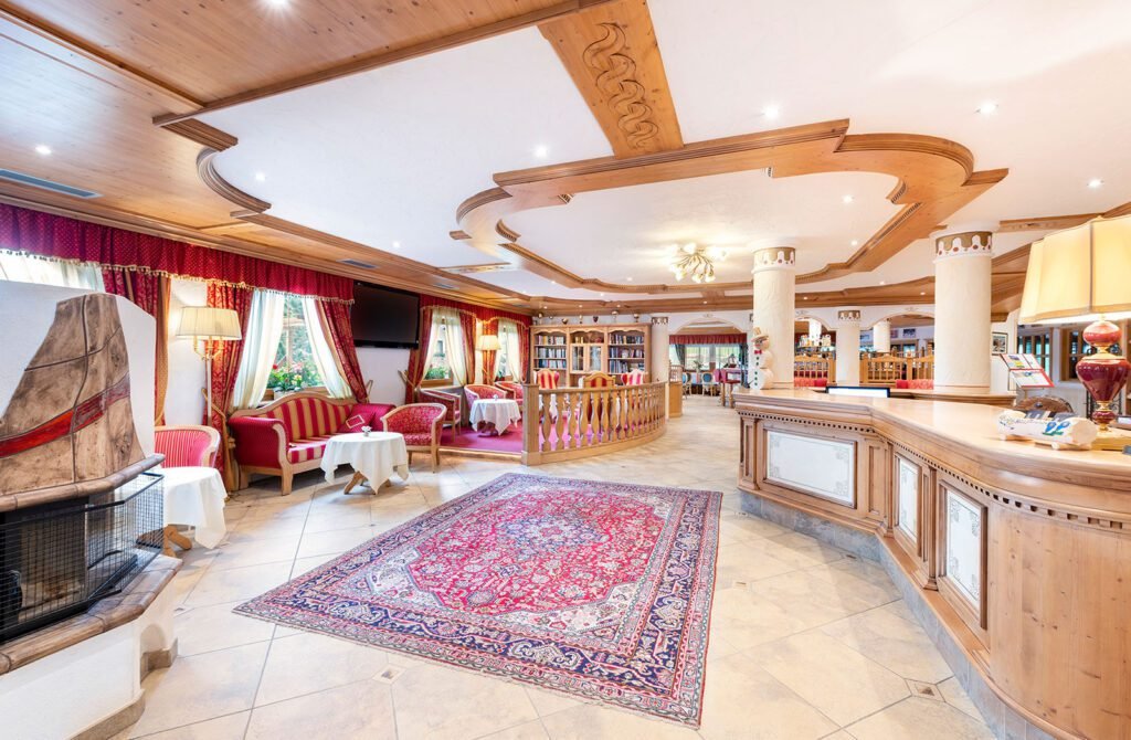 interno accogliente di un hostal tipico