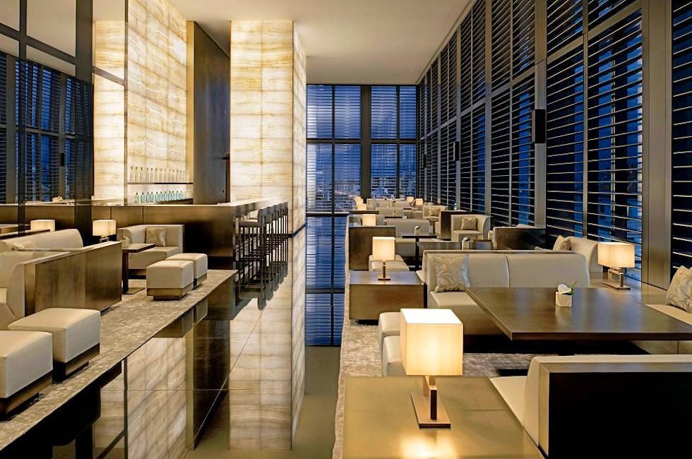 Cosa rende il Bamboo Bar di Armani un luogo così esclusivo e affascinante