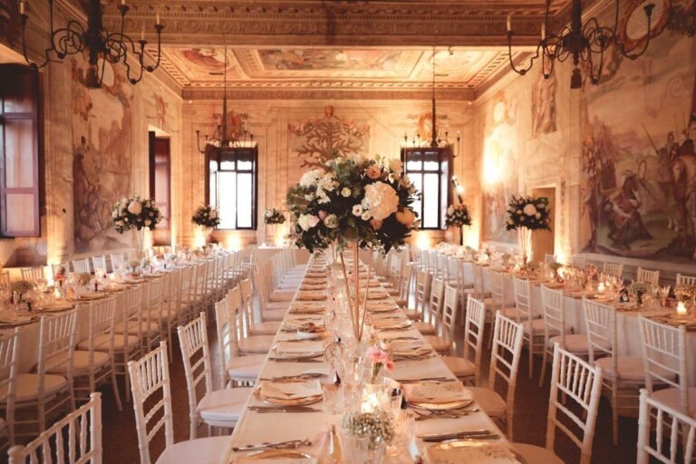 interno elegante di un luogo per eventi