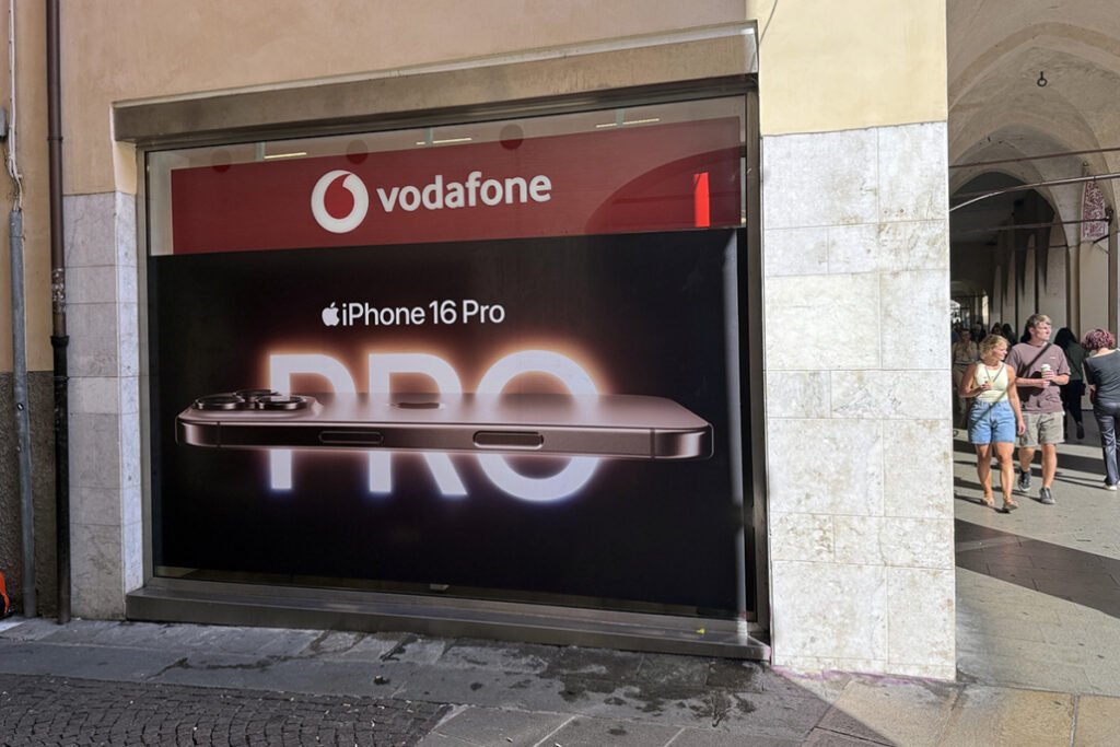 Dove trovare una SIM a Alba Adriatica per turisti e residenti