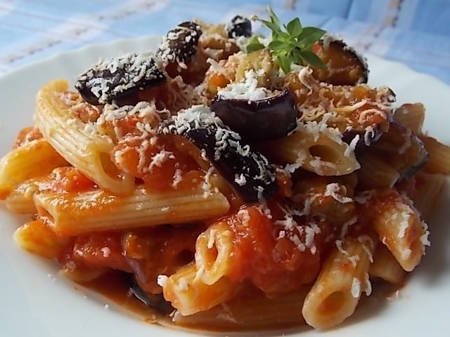 Che piatti tipici puoi gustare da Sicilia in bocca a Catania