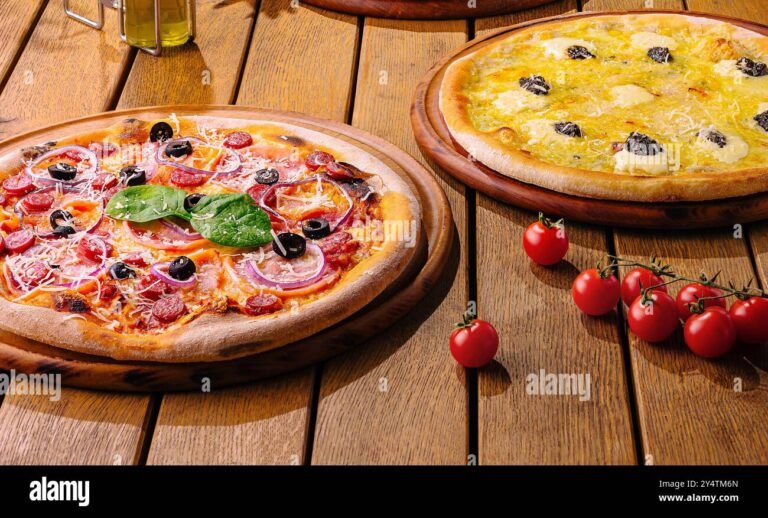 pizza deliziosa su un tavolo accogliente