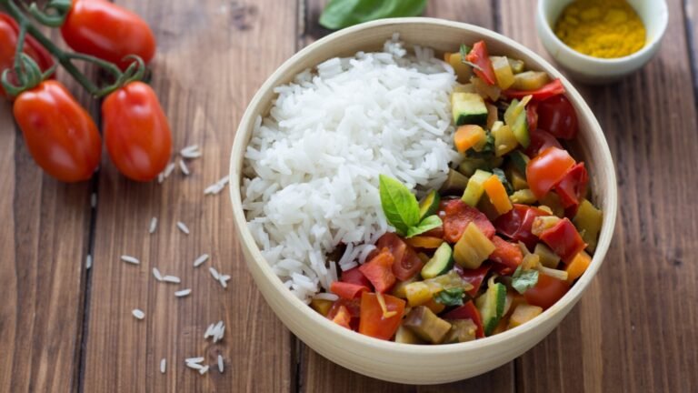riso jasmine con verdure fresche e spezie