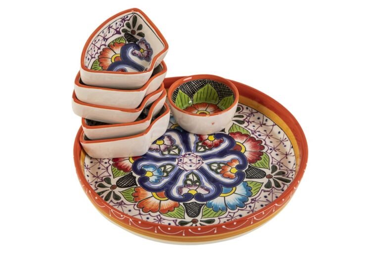 Che cosa sono gli snack away food e come si possono gustare al meglio 43 snack colorati su un piatto decorativo