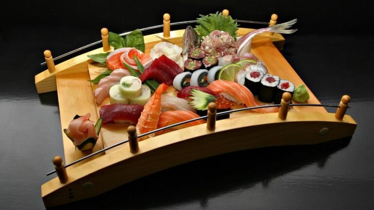 sushi appetitoso su un piatto elegante