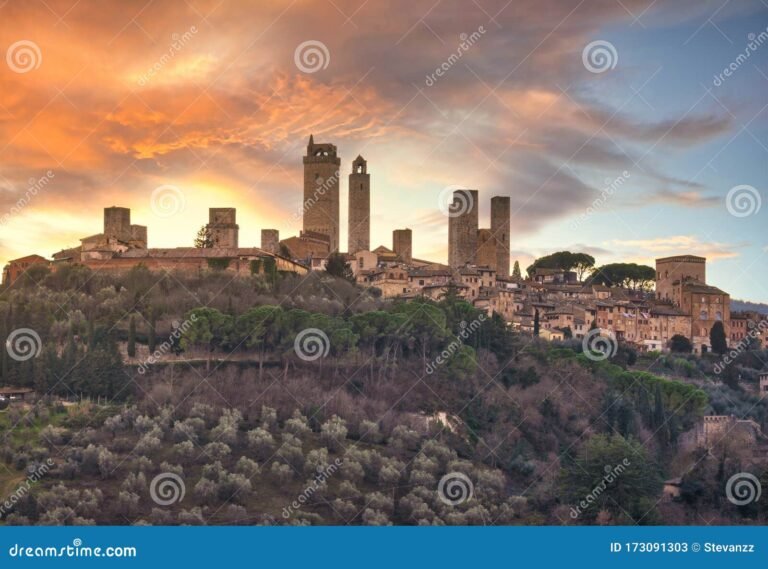Cosa vedere a San Gimignano: le attrazioni imperdibili da visitare 3 torri medievali di san gimignano al tramonto