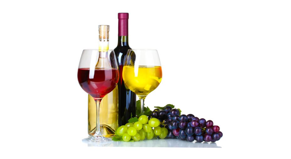 Cosa Sono i Vini Umani del Marchio Ronchi e Come Si Distinguono 1 un calice di vino con uva fresca