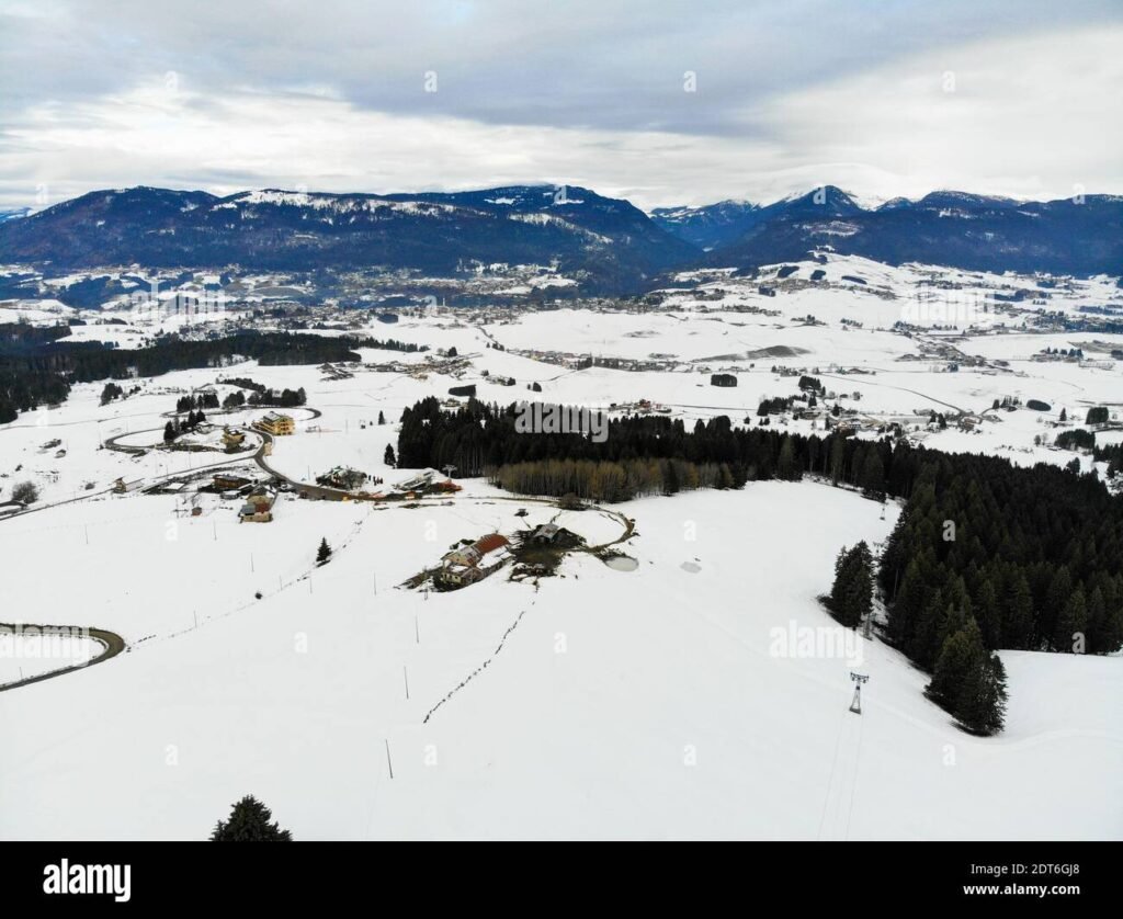 un paesaggio innevato di asiago