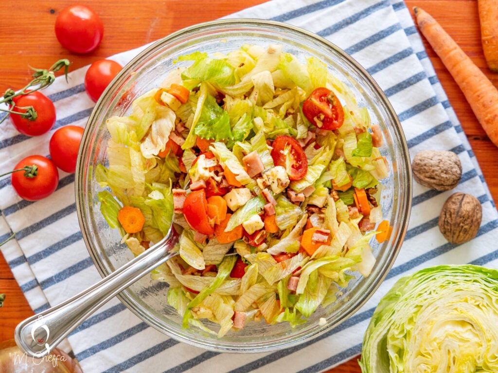 Dove trovare l'insalata ricca migliore a Roma Ecco i nostri consigli! 1 una colorata insalata fresca con ingredienti