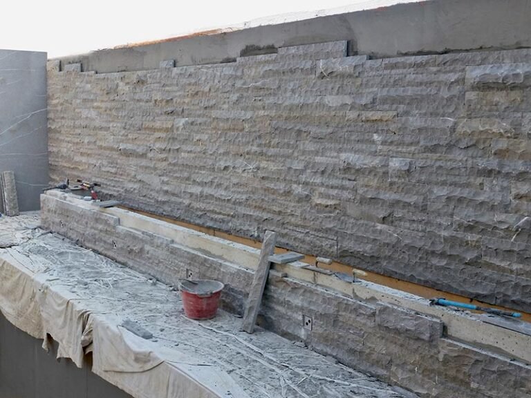 unapplicazione di rivestimento su superfici