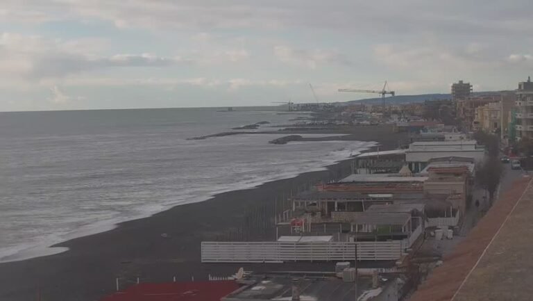 vista panoramica del lungomare di ladispoli