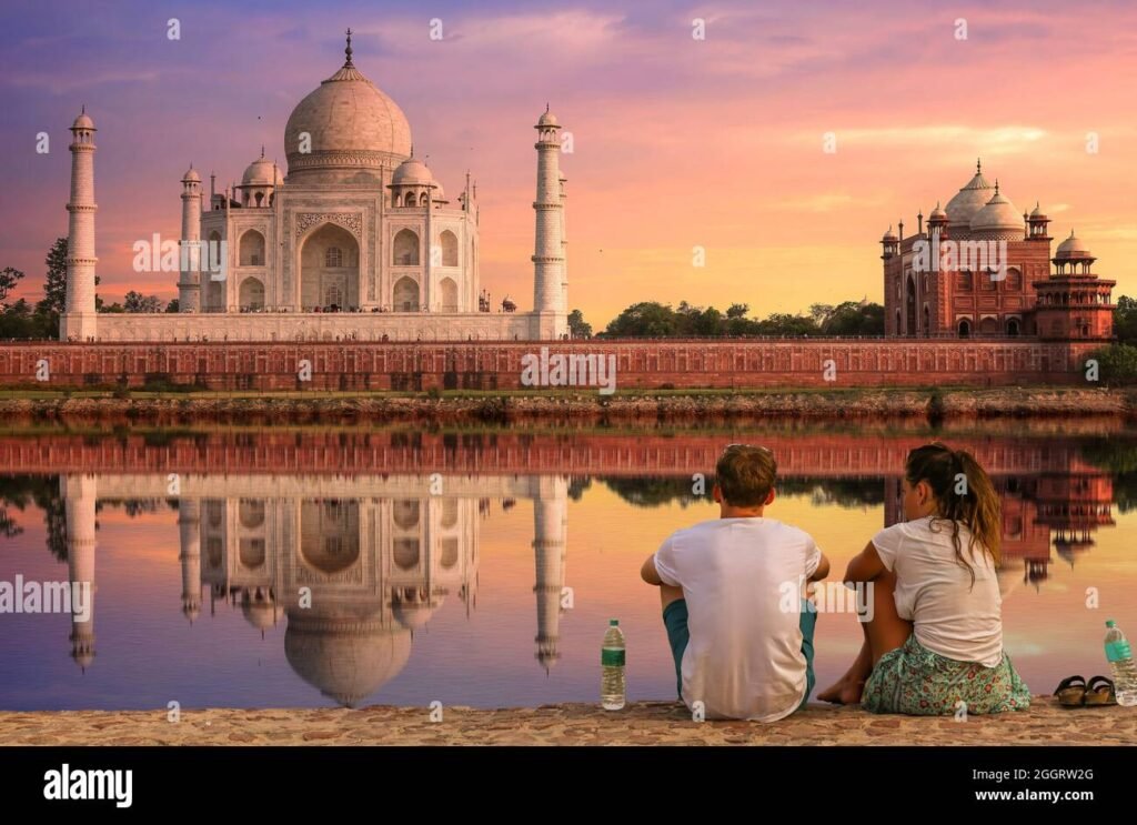 vista panoramica del taj mahal al tramonto