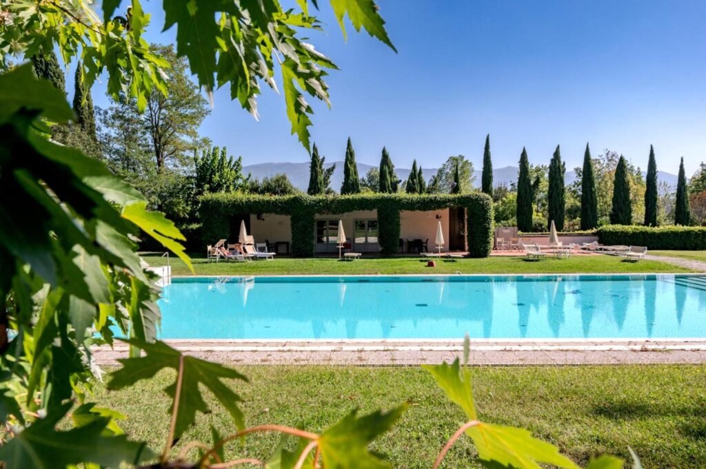 Perché Villa Il Palagio di Sting è diventata una meta così ambita 3 Perché Villa Il Palagio di Sting è diventata una meta così ambita