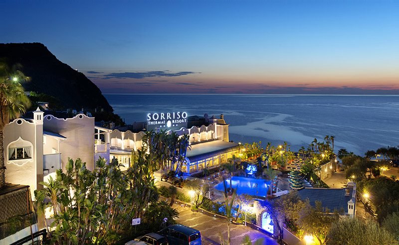 vista panoramica di villa sorriso